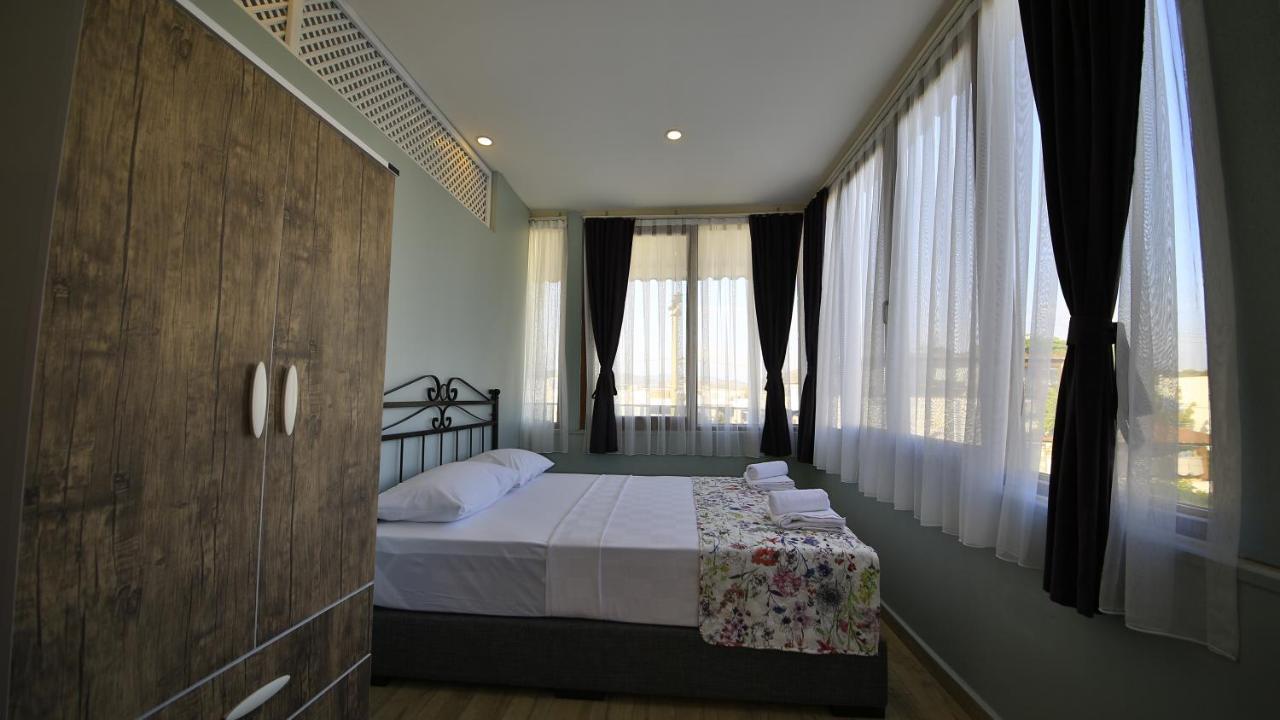 Thales Butik Bed & Breakfast *