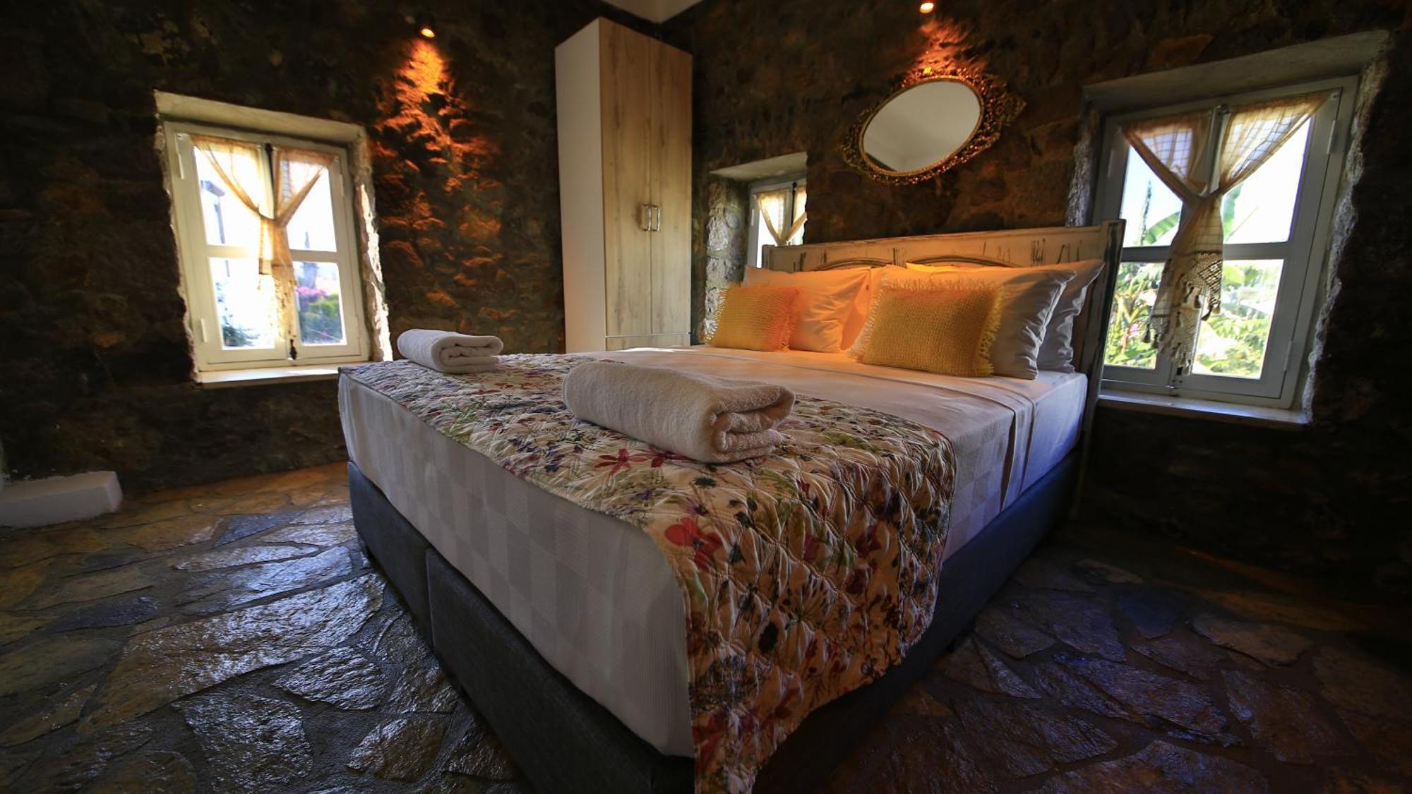 Bed & Breakfast Thales Butik *